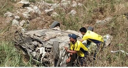 Uttarakhand: श्रीनगर खिर्सू मार्ग पर खाई में गिरी कार, दो बच्चों समेत चार की माैत