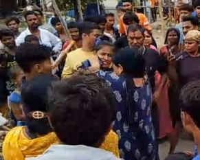 Haridwar News: इस वजह से आपस में भिड़ीं महिलाएं, सोशल मीडिया पर वीडियो वायरल