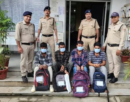 Uttarakhand: एमपी गिरोह के चार सदस्य गिरफ्तार, एक ही रात में तीन वाहन शोरूम में की थी लाखों की चोरी