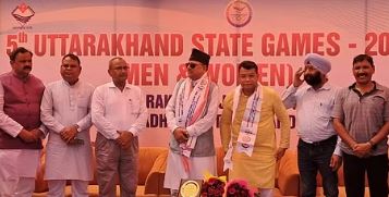 Uttarakhand: मनोज सरकार स्पोर्ट्स स्टेडियम में पांचवें राज्य खेलों का आगाज, सांसद अजय भट्ट ने किया शुभारंभ